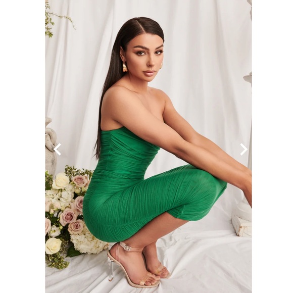 NEW SEASON Lavish Alice ruched corset mesh midi dress in spring green - Picture 4 of 8